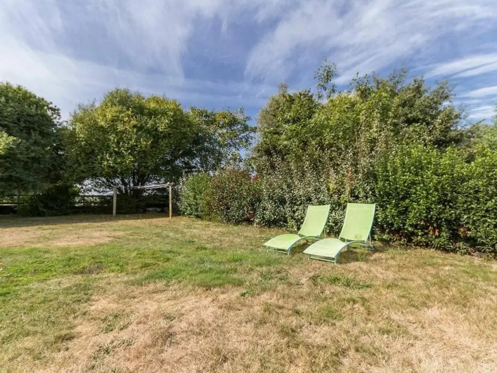 Maison de Charme Proche Côte avec Jardin, 3 Chambres & Equipements Bébé - FR-1-306-1068
