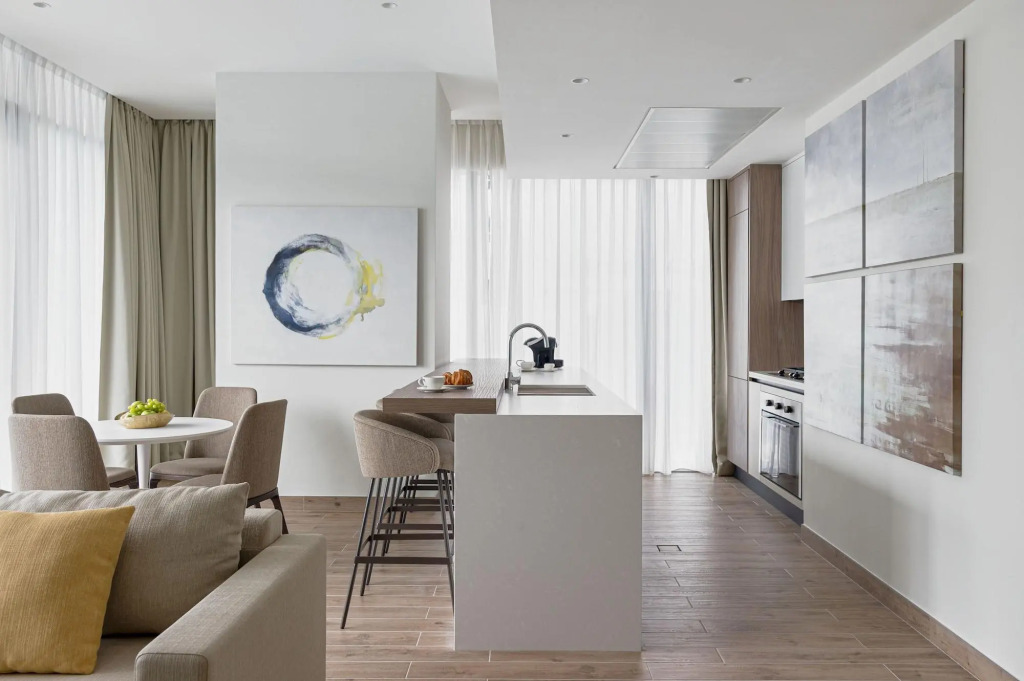 Jumeirah Living Marina Gate
