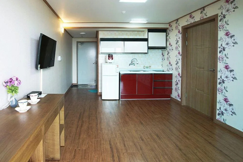 Amor House