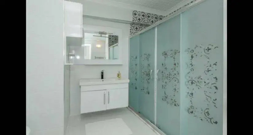 Golden Star Suites