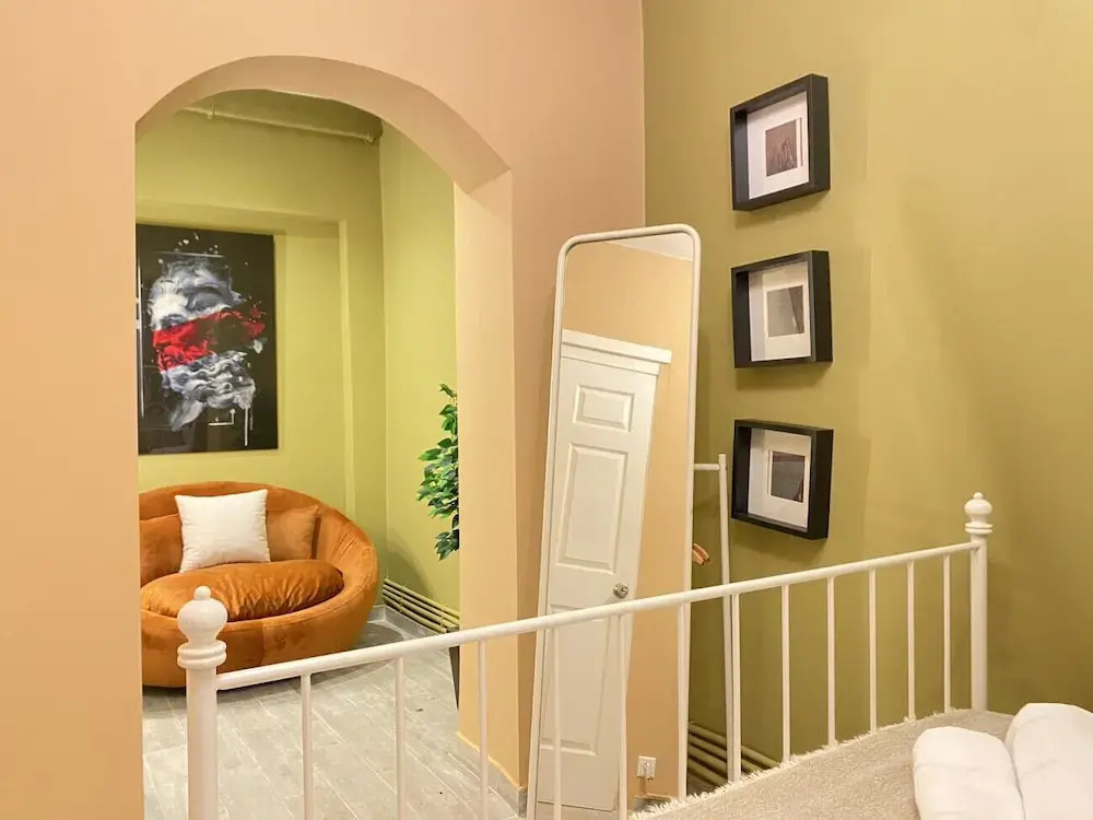 Lovely Home With Backyard in Cihangir