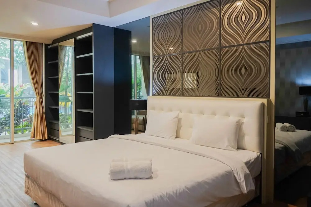Spacious Studio with Sofa Bed @ Ancol Mansion Apartment