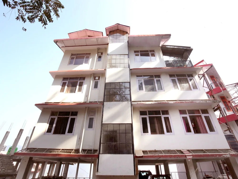 OYO 10084 Home 2BHK Wooden Cottage Bhattakufer