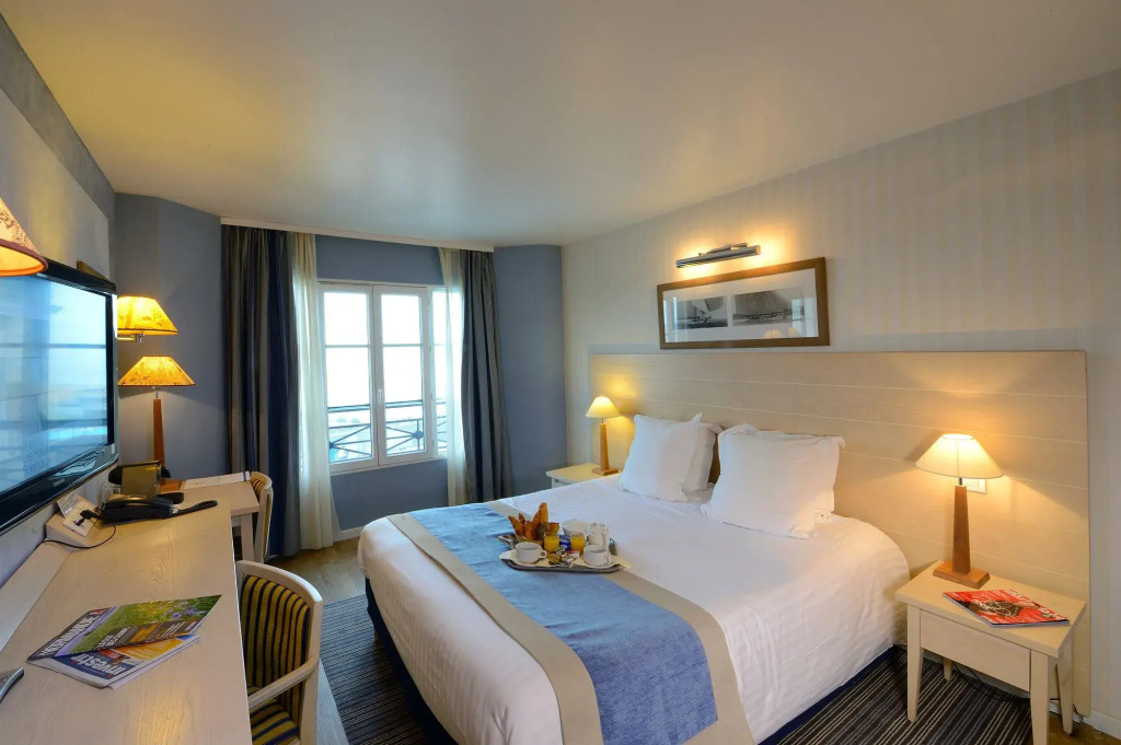 SOWELL HOTELS Le Beach
