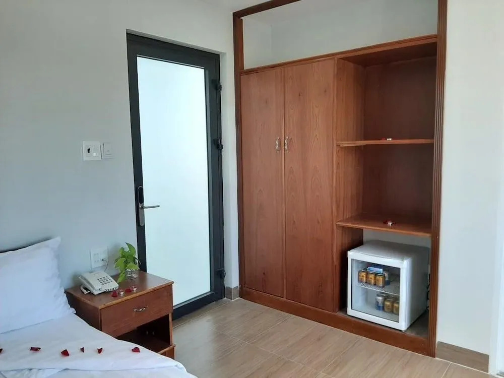 Dinh Huong Hotel