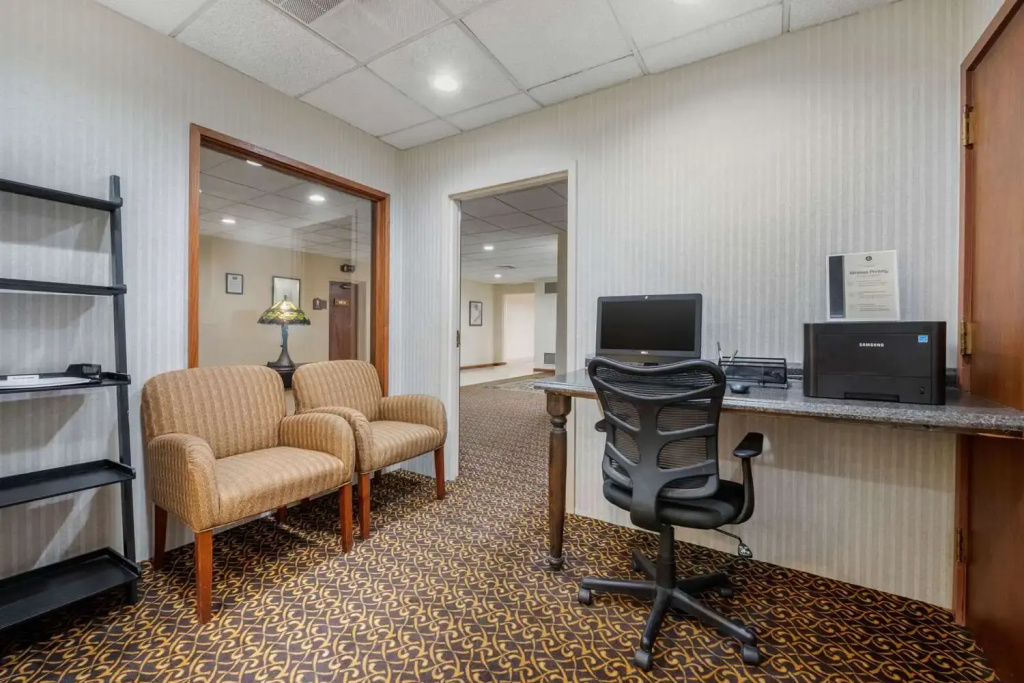 Clarion Hotel Conference Center New Cumberland
