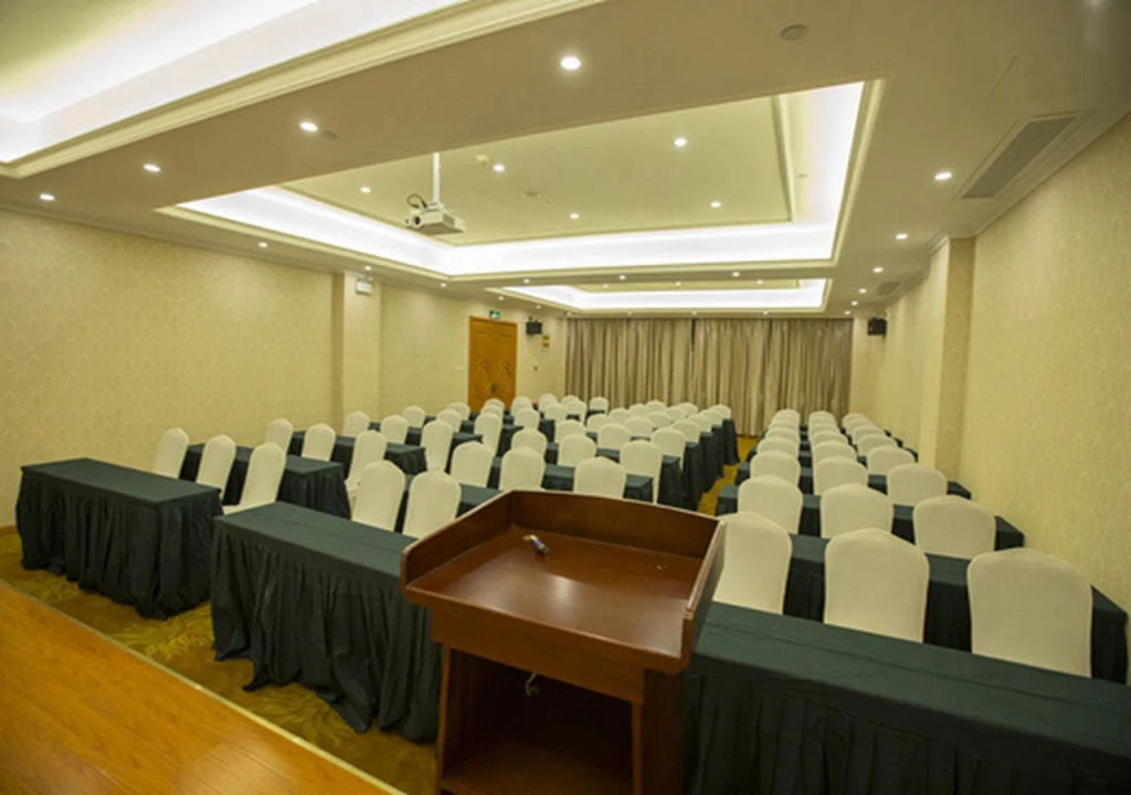 Vienna Hotel Jiangsu Nanjing Liuhe District Longchi Metro Station