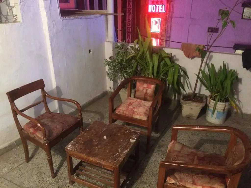 Hotel Baba Deluxe near New Delhi Railway Station and City Center -By RCG Hotels