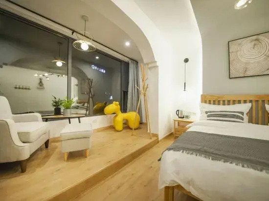 Fabulous Time Hostel