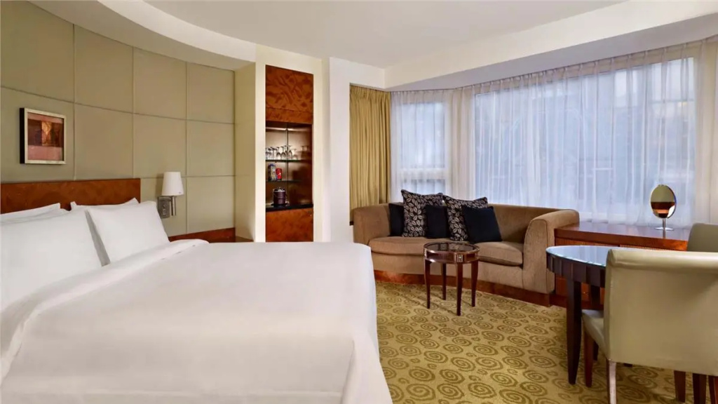 The Park Tower Knightsbridge, a Luxury Collection Hotel, London