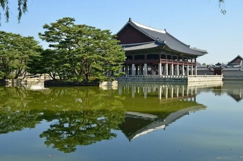 Greenery House
