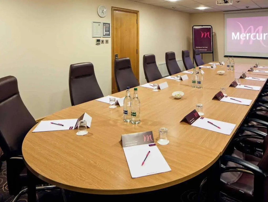 Mercure Leeds Parkway Hotel
