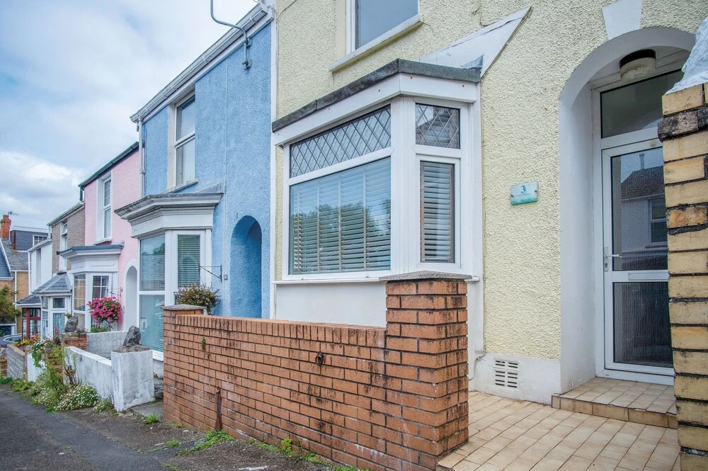 Castle Square - 2 Bedroom - Mumbles