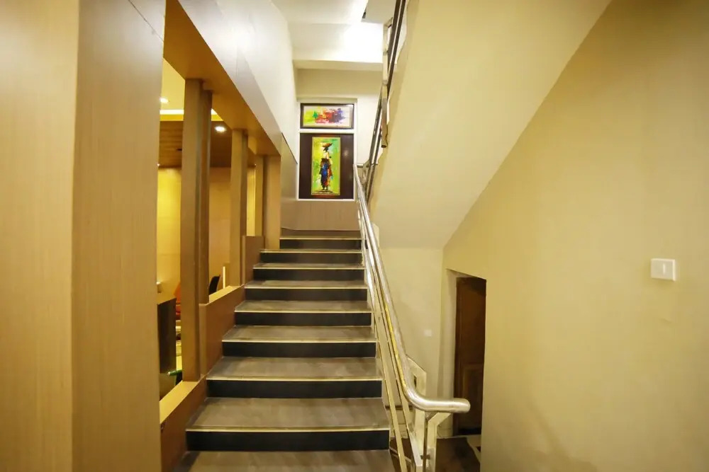 OYO 8588 Rainbow Inn