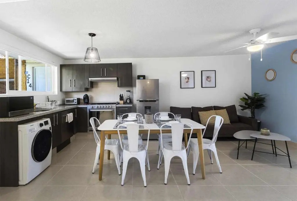 Suite Estilo y Ubicación 150MB Home Office Zaragoza El Prado C13