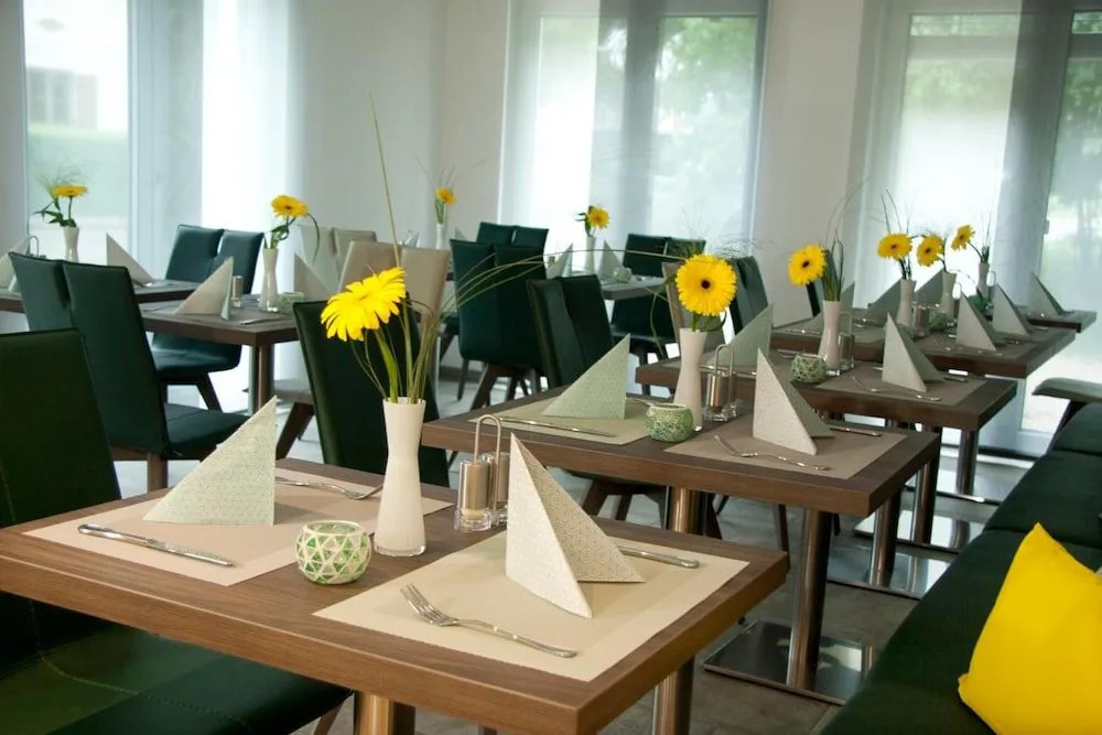 Hotel Am Moosrain Garni