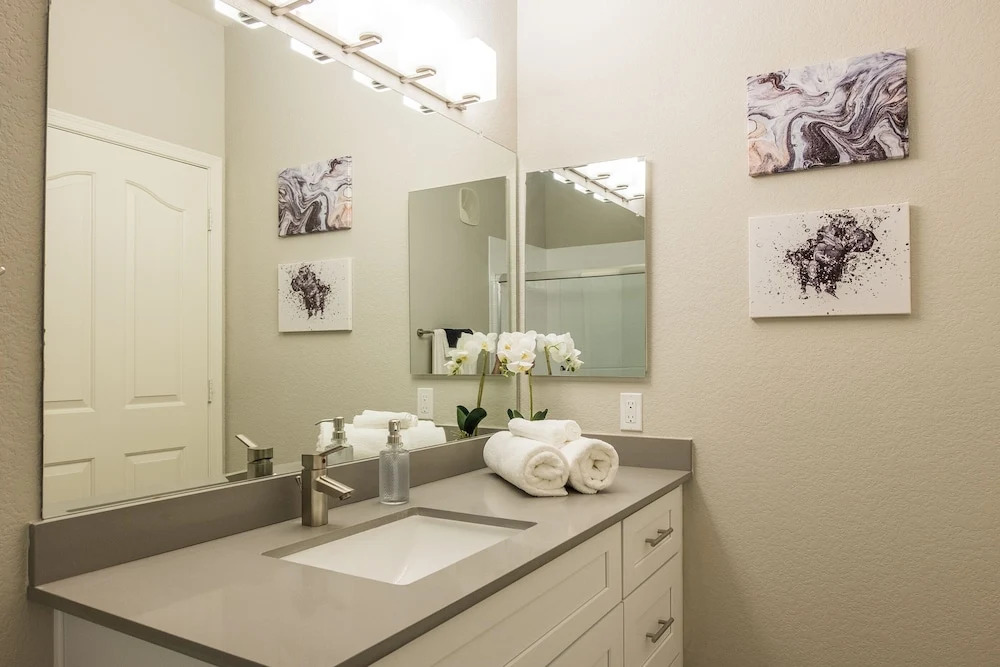 Tempe 1 BR & 2 BR Apts by Frontdesk