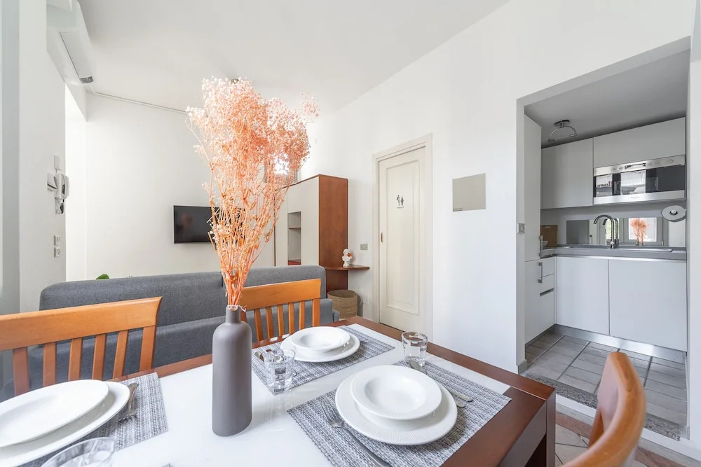 Boccaccio - Stunning Central 1bdr With Terrace in Cadorna Area