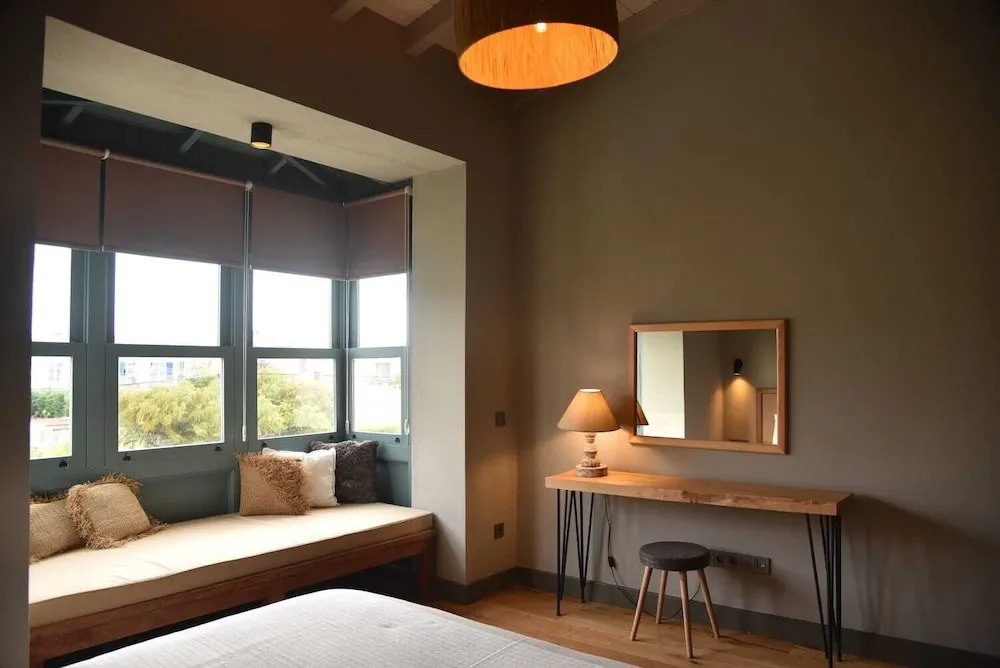 Soas Suites
