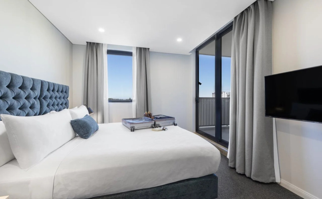 Meriton Suites Sydney Airport