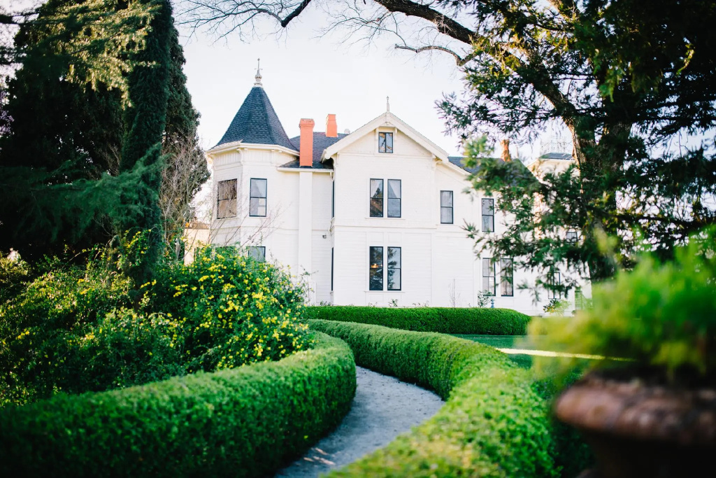 Inn at Park Winters