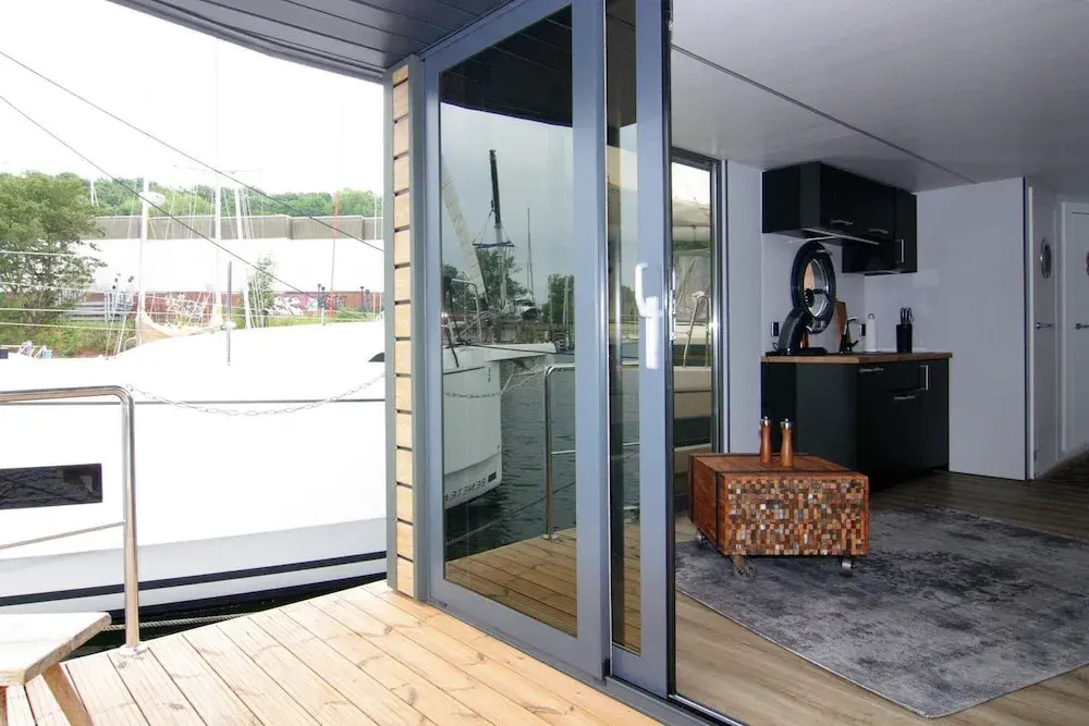 Houseboat Leni, Flensburg