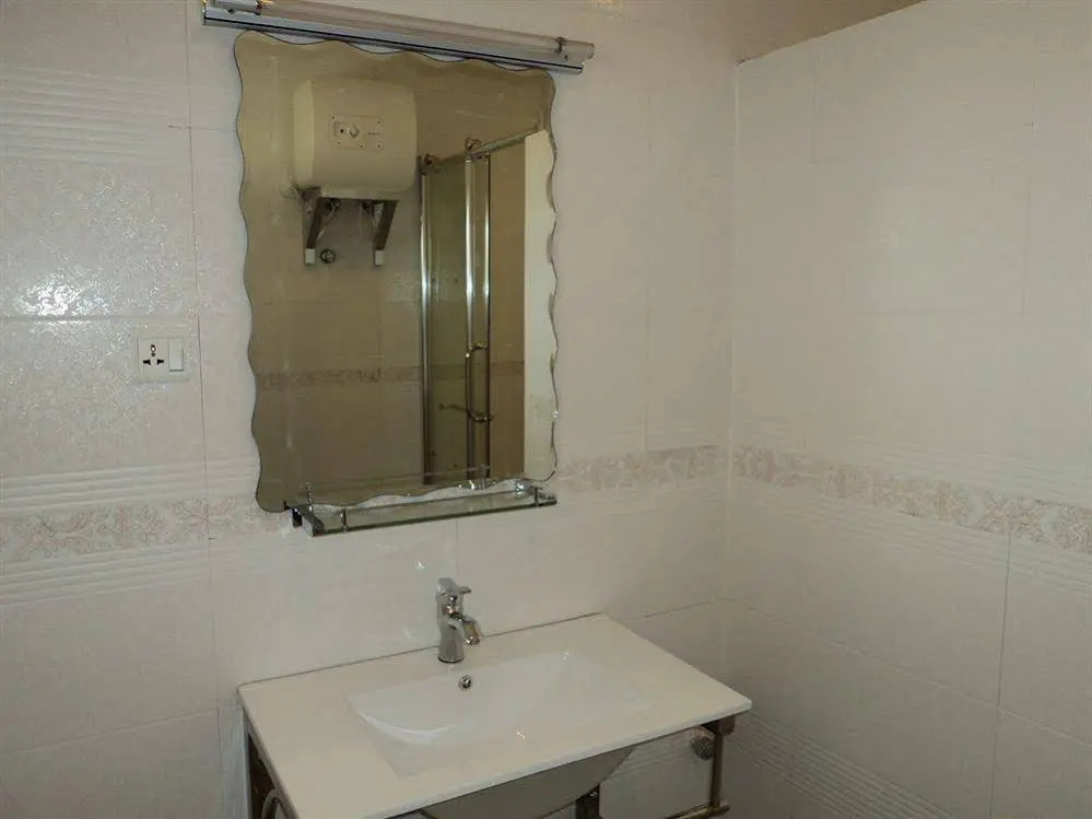 Grand Favor Hotel