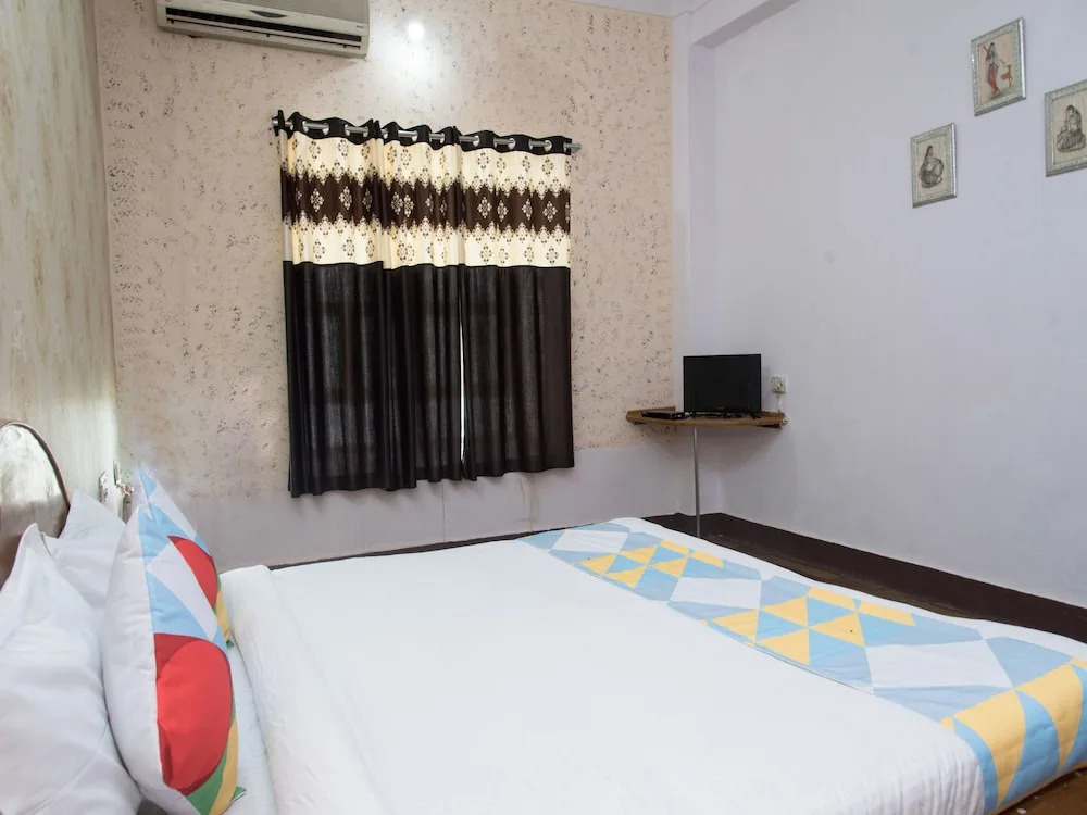 Oyo 16816 Home Garden View Resort Stay NH 48 Kaya