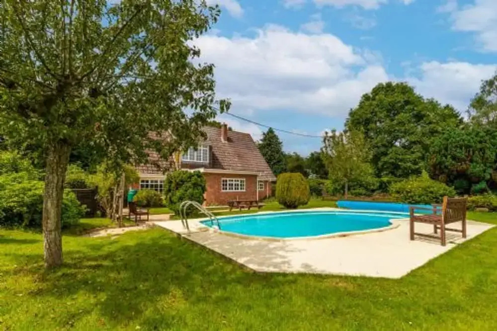 Host Stay Alderfen View
