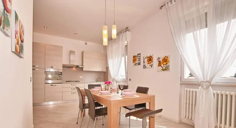 Minerva Holiday Home