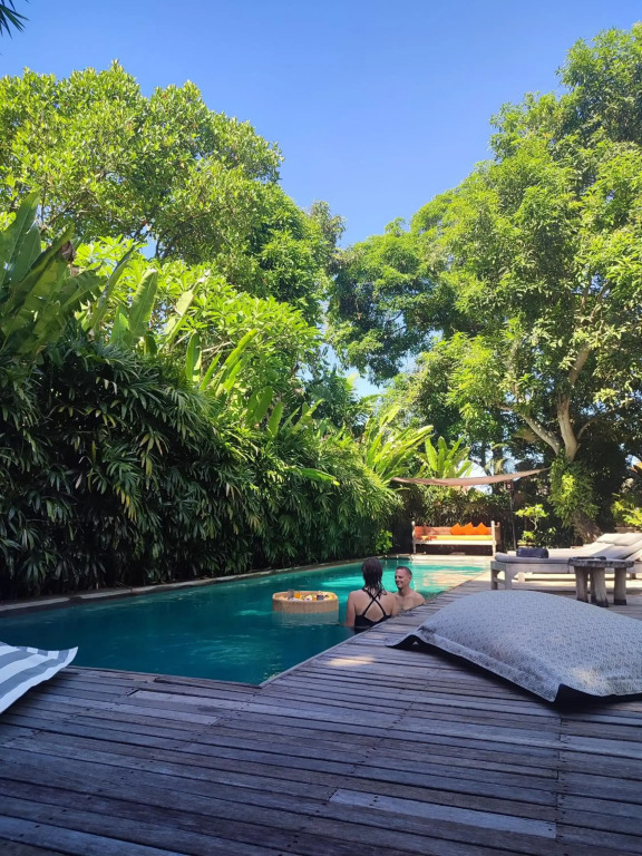 WAHYU Joglo Pool Seminyak Honeymoon Oasis