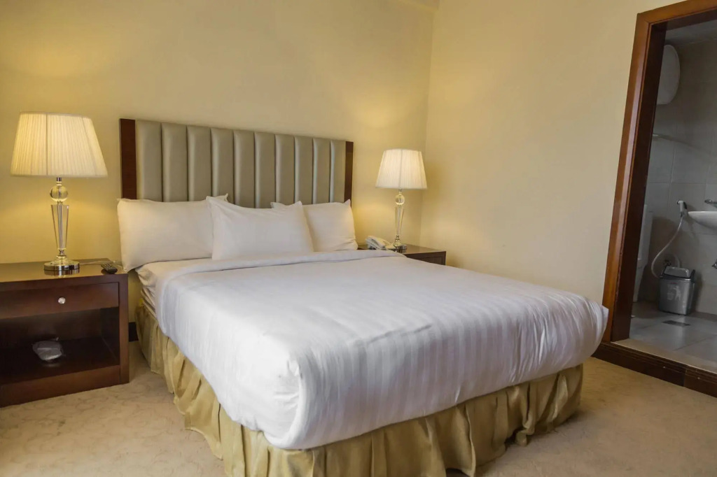 Home Town Addis Hotel