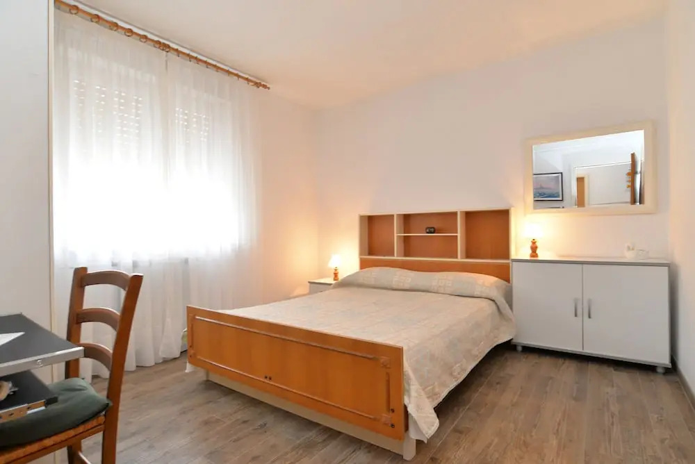 Apartment 1552