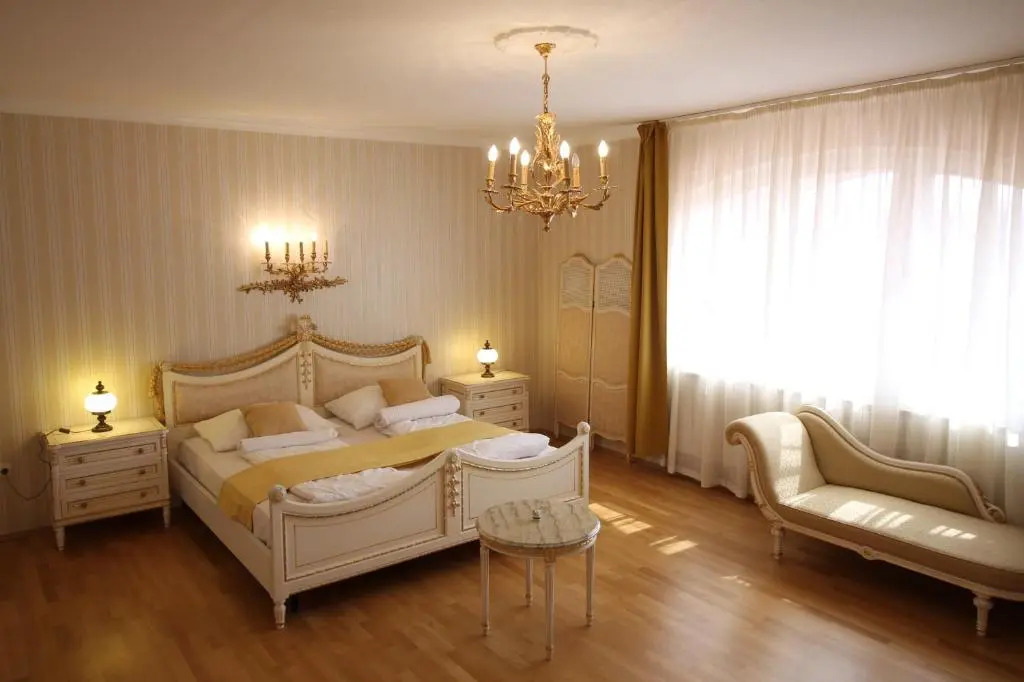 Siófok Private Spa Villa - Pool & Sauna