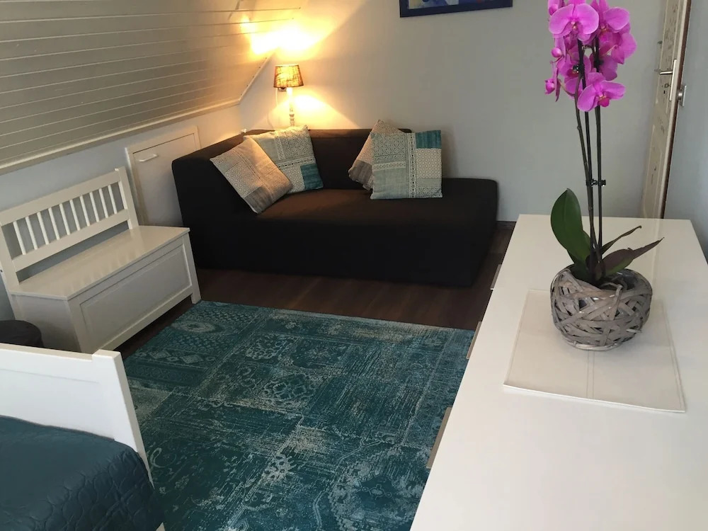 Holiday & Business Stay Schiphol Airport