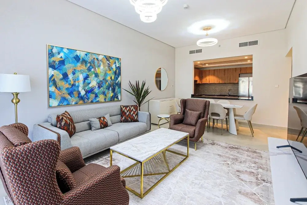 Spacious 2BR Apt Maids Elegance