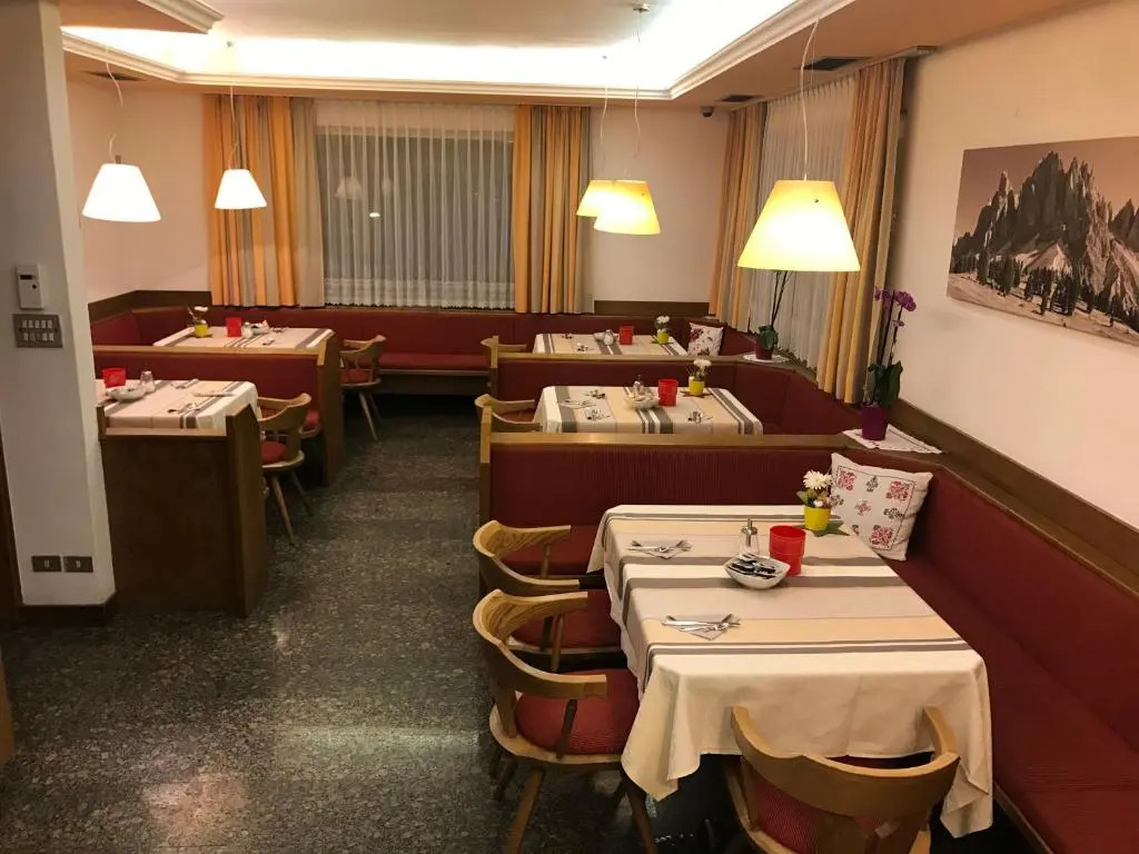Tourist Hotel