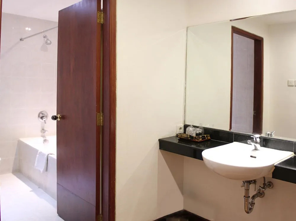 Narita Classic Hotel Surabaya