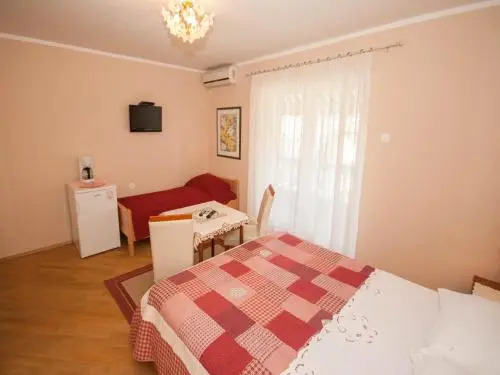 Rooms Nadica