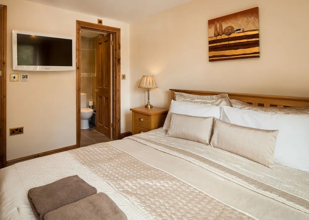 Acorns Guest House