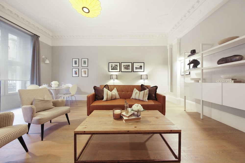 Hertford Flat 16