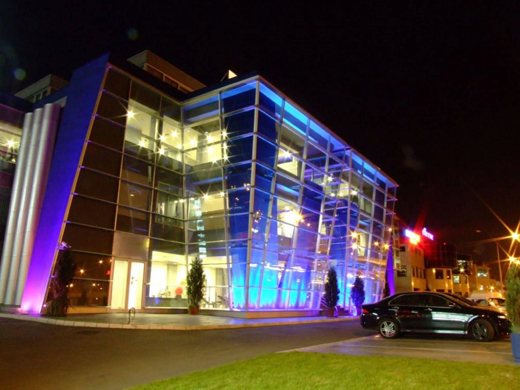 Admiral Hotel Arena
