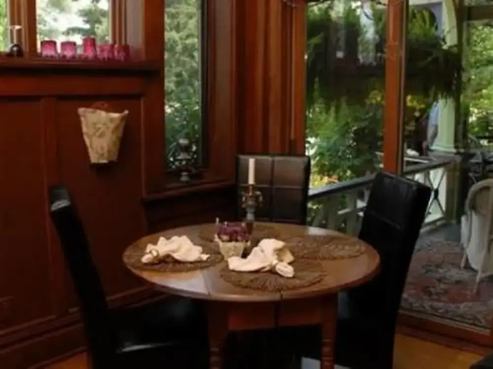 Boyden House Inn B&B