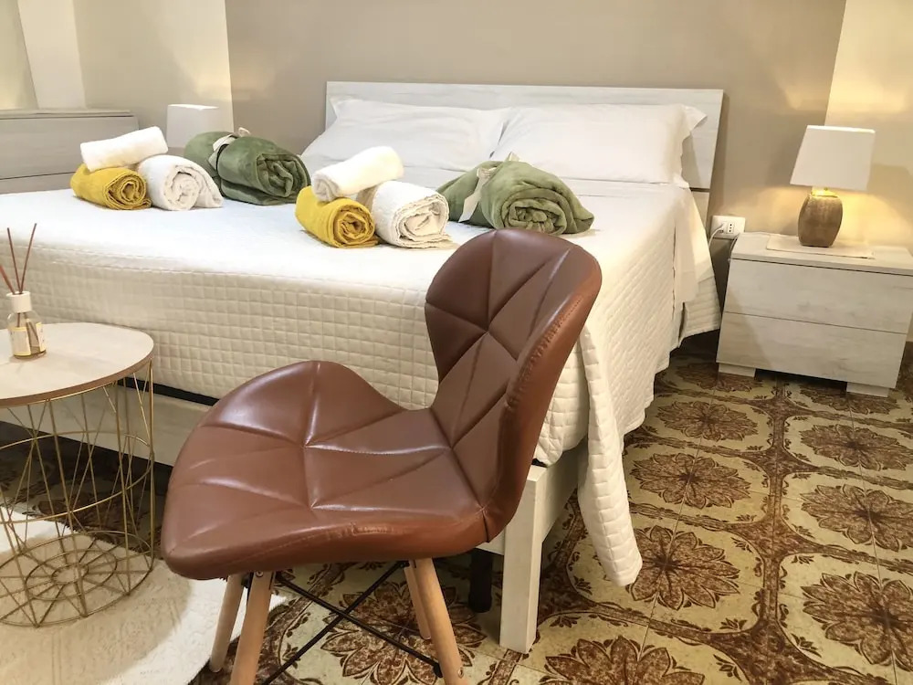 City Bb Chic Room With Shared Bathroom
