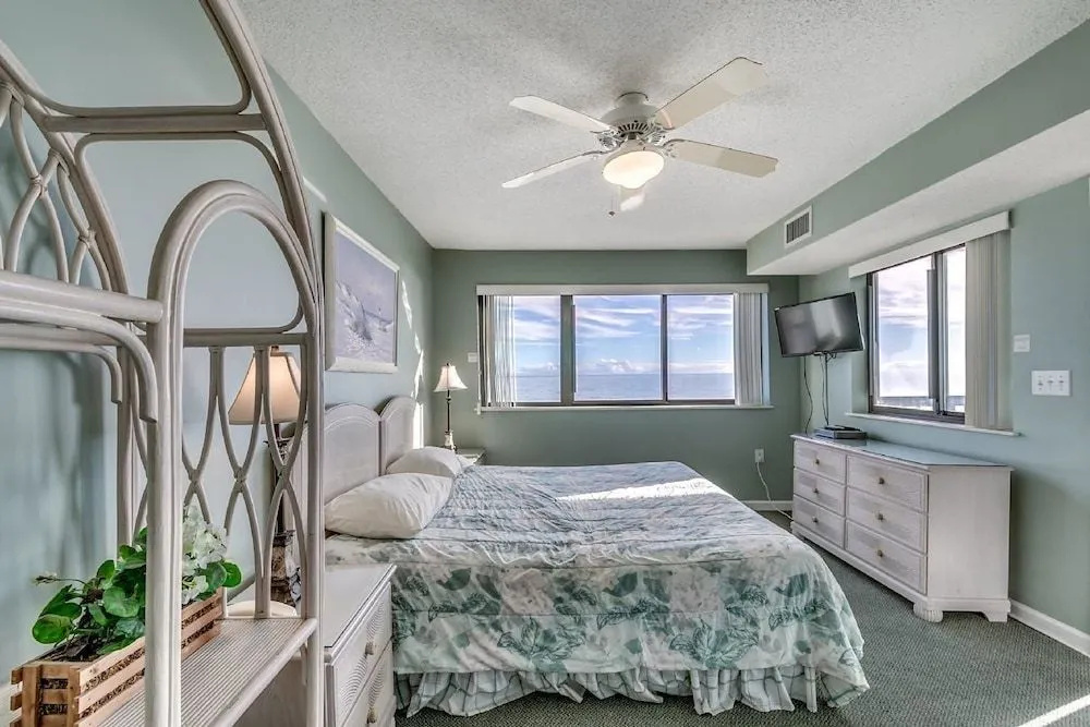 Ocean Bay Club - 506A by RedAwning
