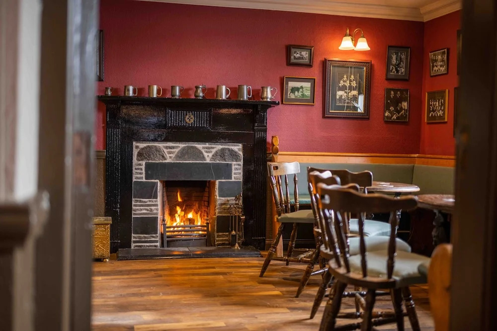 Cross Keys Inn Ettrickbridge
