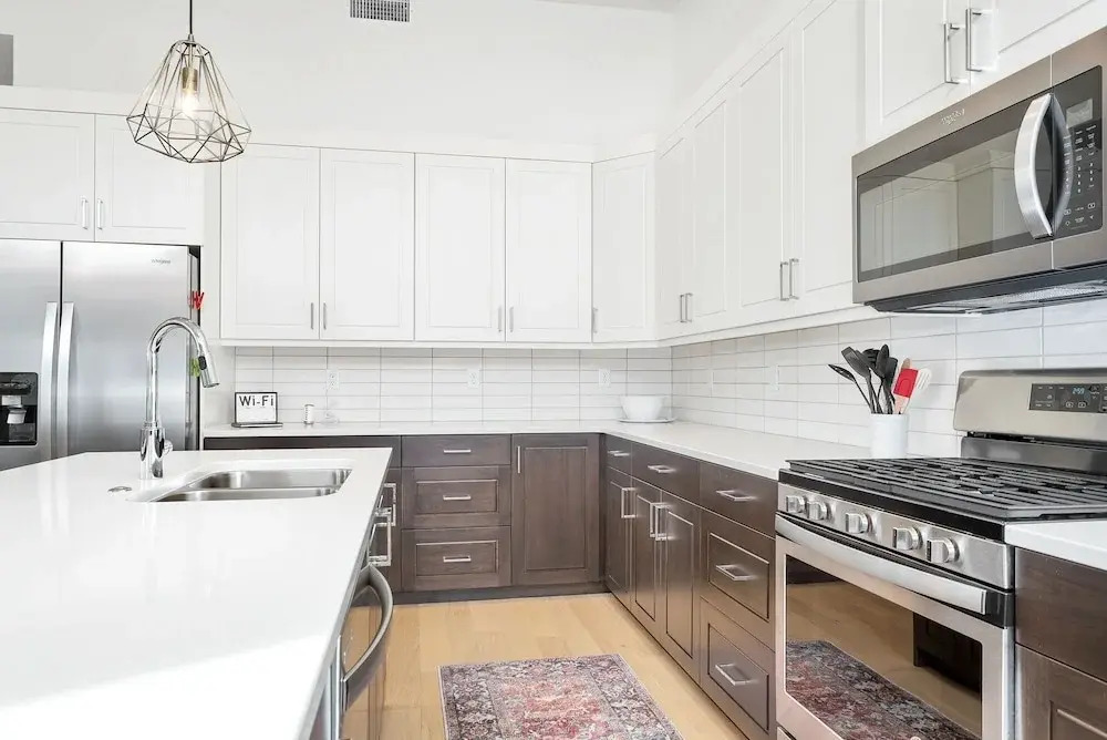 20 At Bloomington Country Club 3 Bedroom Condo by Redawning