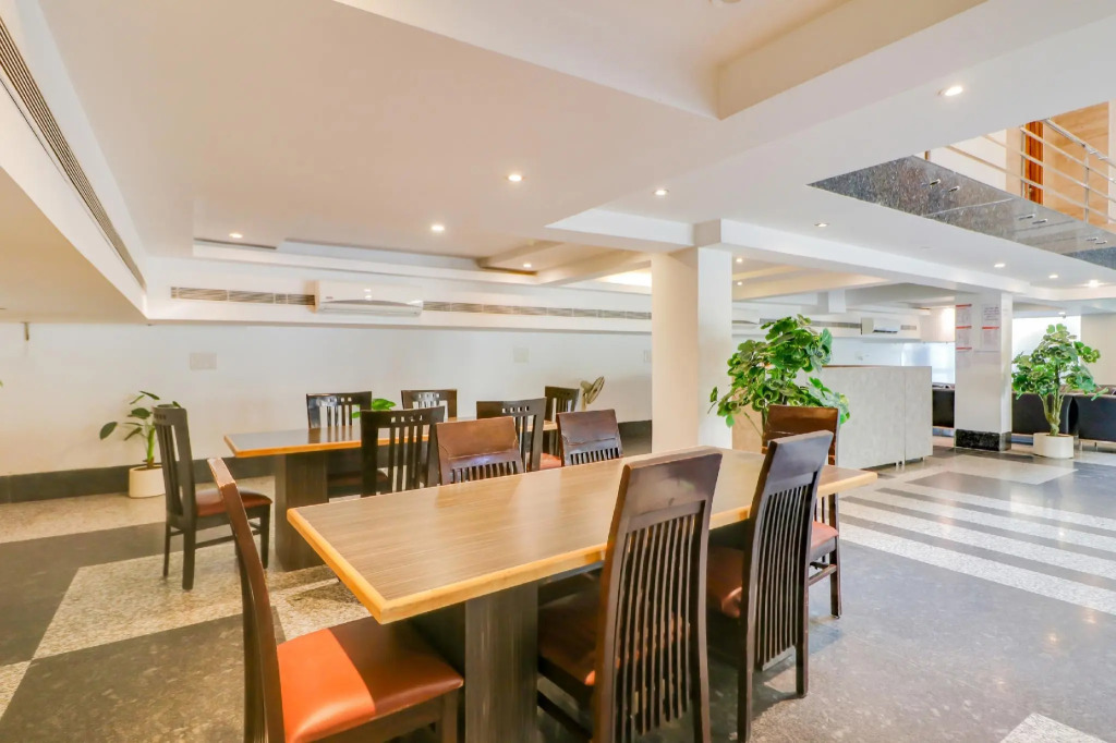 Townhouse 939 Hotel Gagan Inn