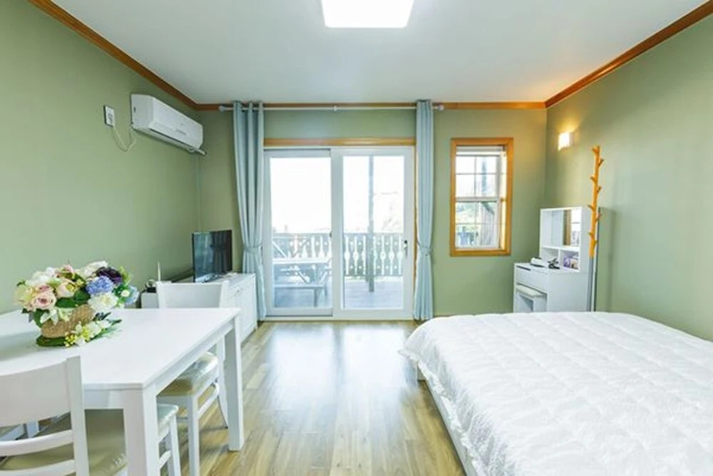 Geoje Patio Pension