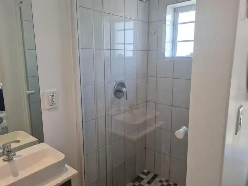 Point Village Accommodation - Wallace 9